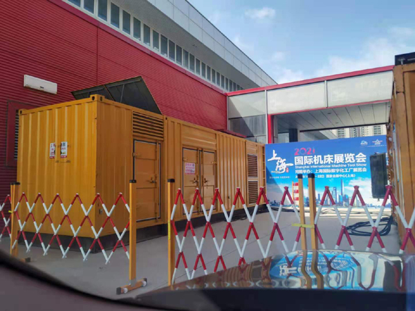 柞水发电车出租-发电机无电压或电压太低怎么办？